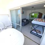 Estudio Grisland Pool Apartment