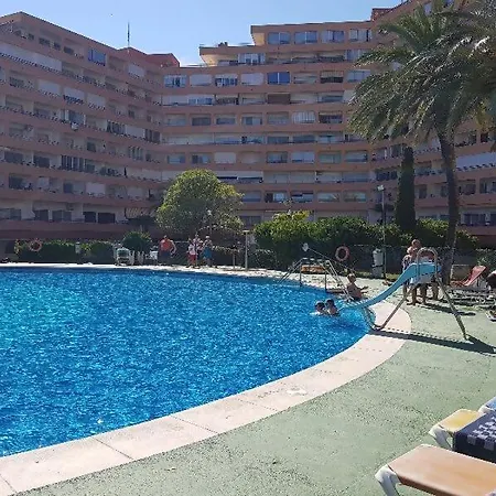 Estudio Grisland Pool Apartment *