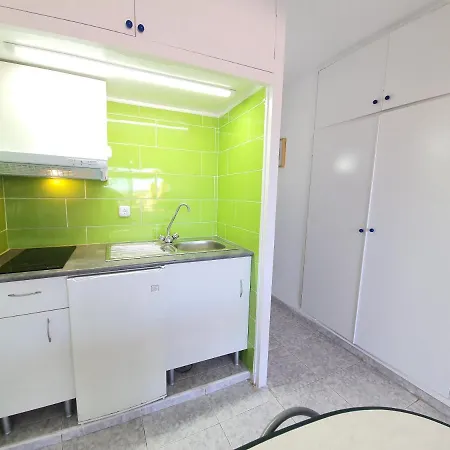 Estudio Grisland Pool Apartment *